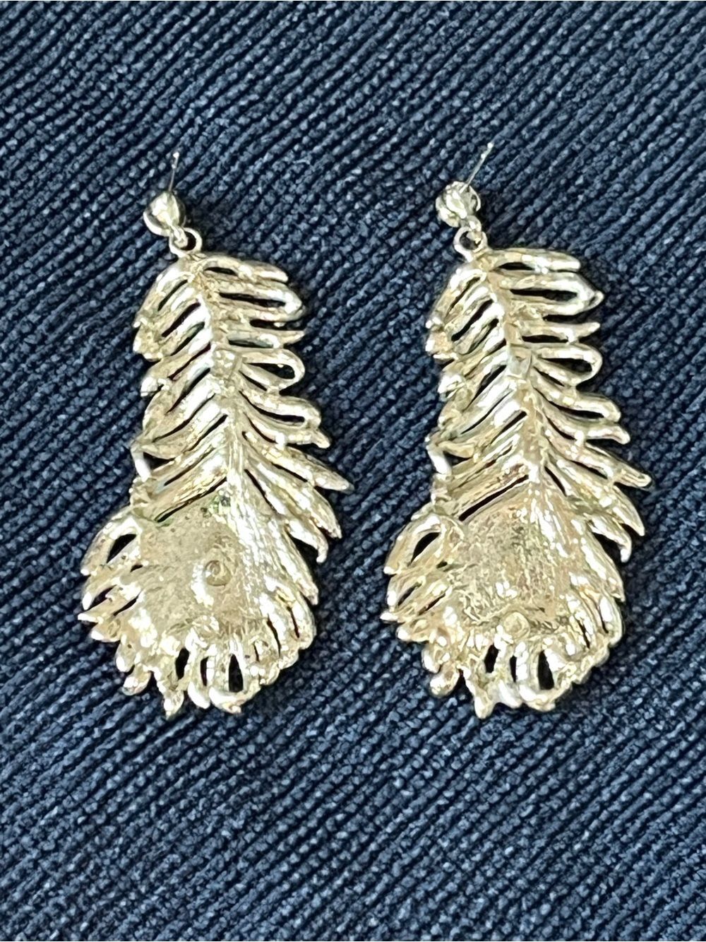 Vintage Boutique Heavy Gold Rhinestone Peacock Feather Statement Drop Earrings - Picture 3 of 4